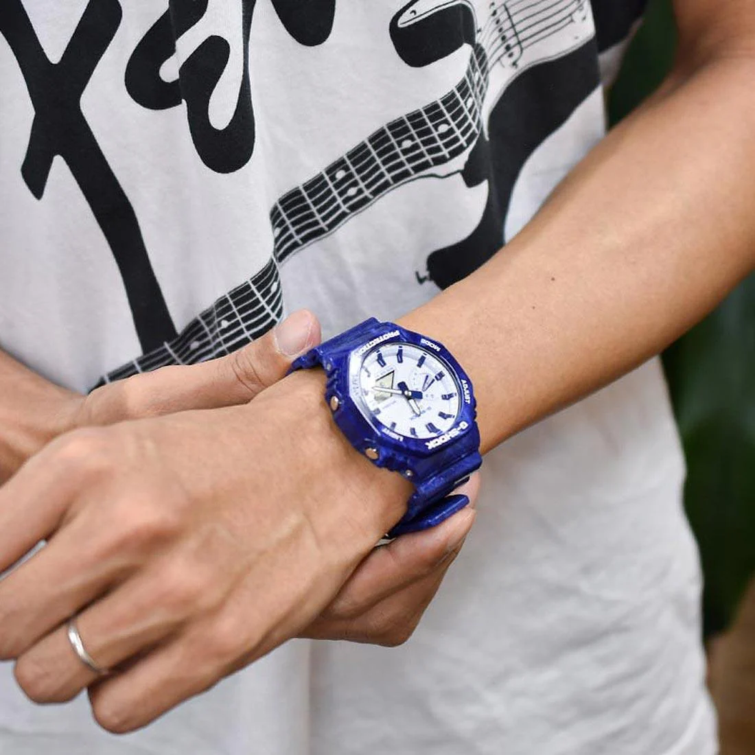 G-Shock Porcelain Edition Watch GA-2100BWP-2A - Image 6
